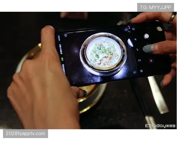 崔家溪训练完直接打车去米其林三星，这日子谁懂啊