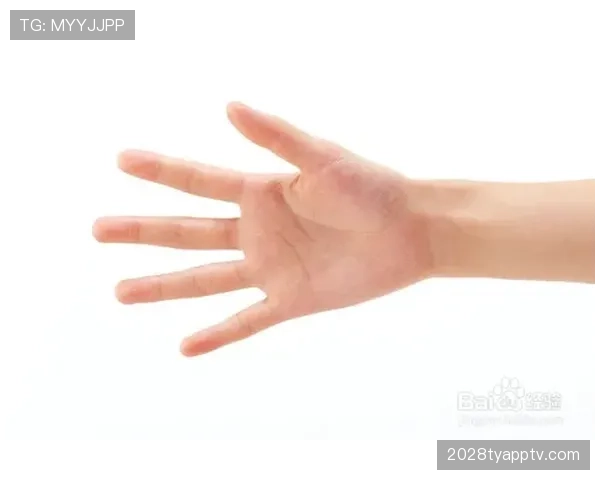 掌敏洁赛后那双拖鞋，我一个月工资都买不起