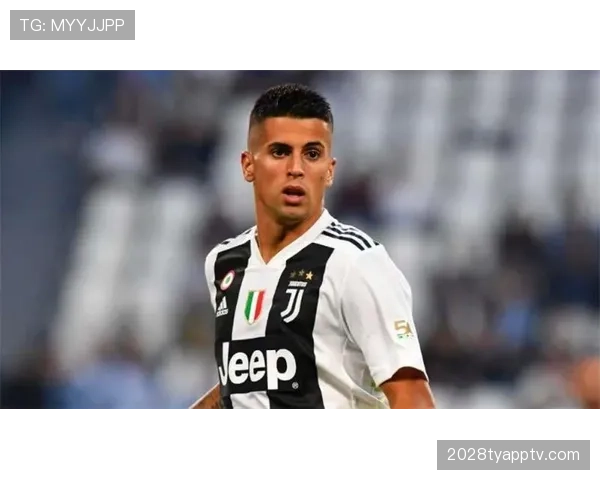 坎塞洛如何限制姆巴佩？速度型边锋的防守策略与执行难点解析