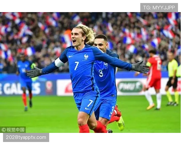 格列兹曼与莱万：进攻效率差异与战术角色适配性解析